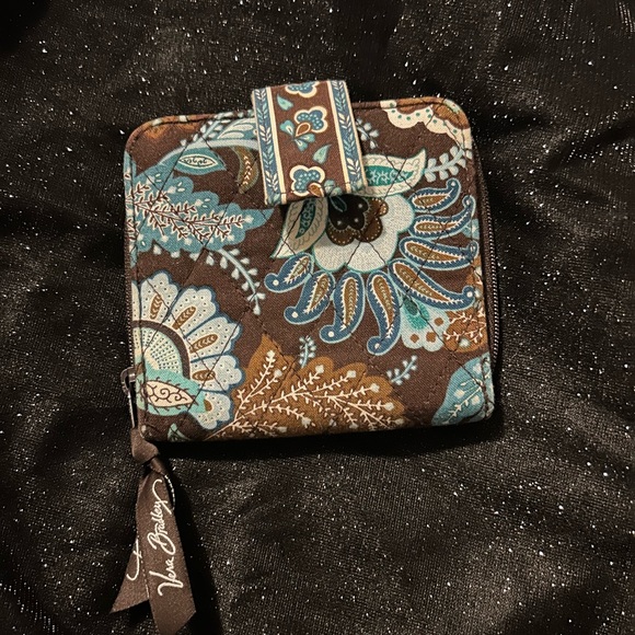 Brown Vera Bradley wallet - Picture 5 of 6